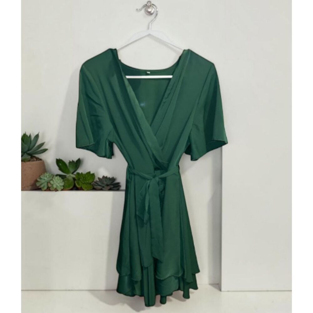 Emerald Green Wrap Dress Tie Waist Flutter Sleeve Ruffle Hem 35.5” Length